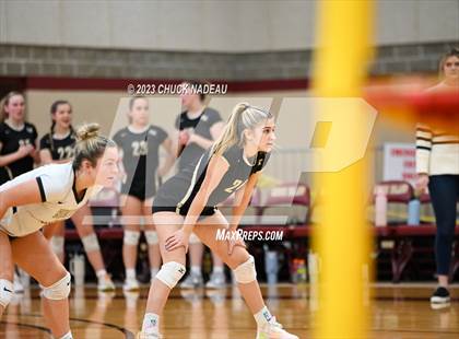 Thumbnail 3 in La Salle Academy vs. North Kingstown photogallery.
