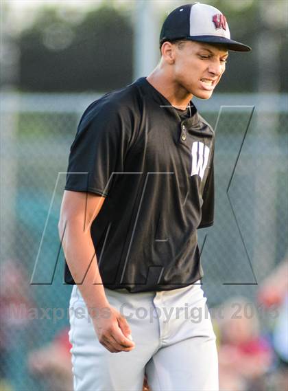 Thumbnail 1 in Whitehouse Vs Liberty (UIL 4A Regional Final) photogallery.