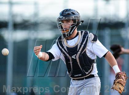 Thumbnail 2 in Whitehouse Vs Liberty (UIL 4A Regional Final) photogallery.