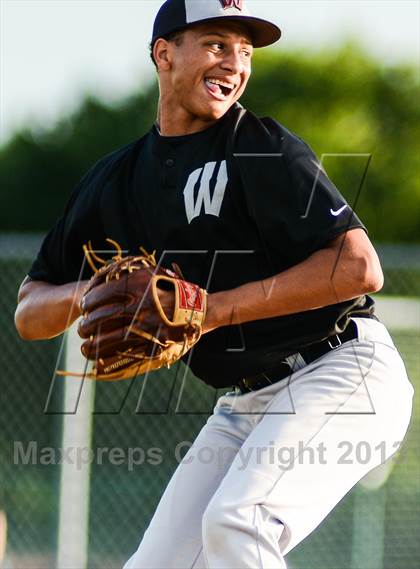 Thumbnail 1 in Whitehouse Vs Liberty (UIL 4A Regional Final) photogallery.