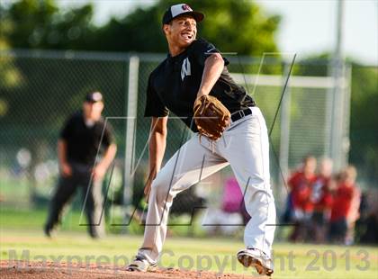 Thumbnail 2 in Whitehouse Vs Liberty (UIL 4A Regional Final) photogallery.