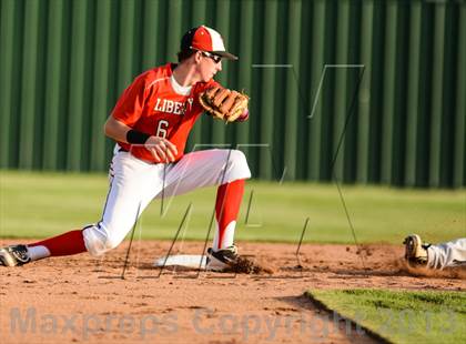 Thumbnail 1 in Whitehouse Vs Liberty (UIL 4A Regional Final) photogallery.