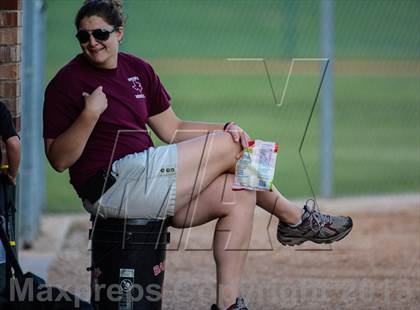 Thumbnail 3 in Whitehouse Vs Liberty (UIL 4A Regional Final) photogallery.