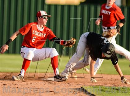 Thumbnail 3 in Whitehouse Vs Liberty (UIL 4A Regional Final) photogallery.