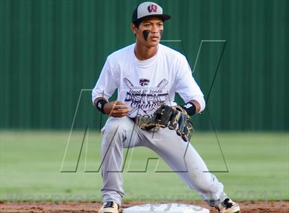 Thumbnail 3 in Whitehouse Vs Liberty (UIL 4A Regional Final) photogallery.