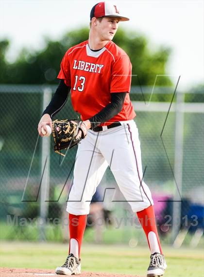 Thumbnail 1 in Whitehouse Vs Liberty (UIL 4A Regional Final) photogallery.