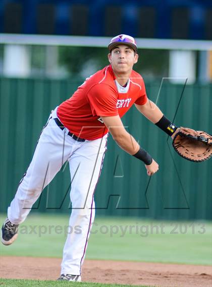 Thumbnail 3 in Whitehouse Vs Liberty (UIL 4A Regional Final) photogallery.