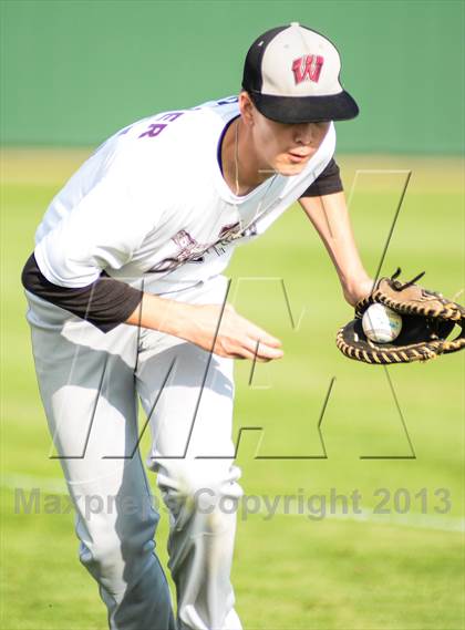 Thumbnail 3 in Whitehouse Vs Liberty (UIL 4A Regional Final) photogallery.