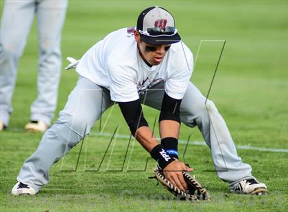 Thumbnail 3 in Whitehouse Vs Liberty (UIL 4A Regional Final) photogallery.