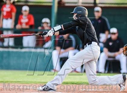 Thumbnail 3 in Whitehouse Vs Liberty (UIL 4A Regional Final) photogallery.