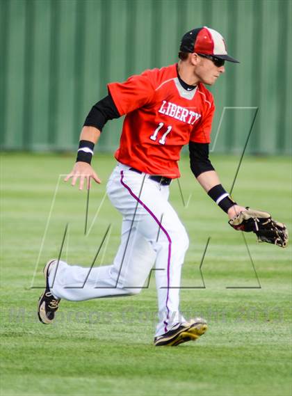 Thumbnail 3 in Whitehouse Vs Liberty (UIL 4A Regional Final) photogallery.