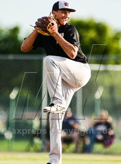 Thumbnail 1 in Whitehouse Vs Liberty (UIL 4A Regional Final) photogallery.
