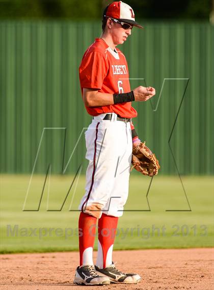 Thumbnail 2 in Whitehouse Vs Liberty (UIL 4A Regional Final) photogallery.