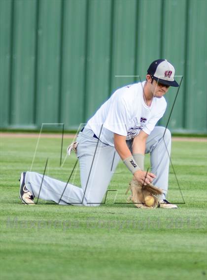Thumbnail 2 in Whitehouse Vs Liberty (UIL 4A Regional Final) photogallery.