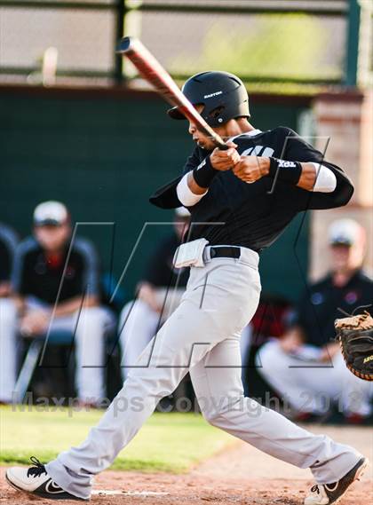 Thumbnail 3 in Whitehouse Vs Liberty (UIL 4A Regional Final) photogallery.