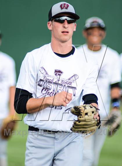 Thumbnail 3 in Whitehouse Vs Liberty (UIL 4A Regional Final) photogallery.
