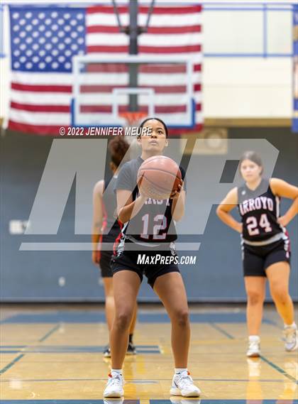 Thumbnail 2 in Arroyo @ Newark Memorial photogallery.