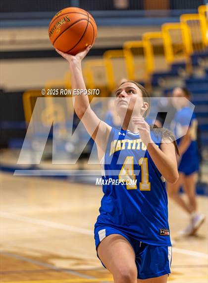 Thumbnail 2 in Babylon vs Mattituck (NYSPHSAA. Section XI Class B Championship) photogallery.