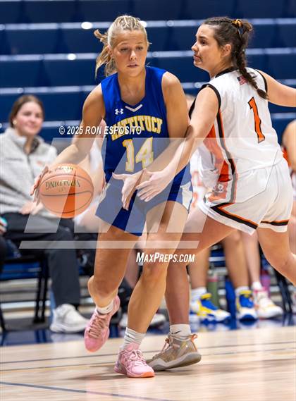 Thumbnail 1 in Babylon vs Mattituck (NYSPHSAA. Section XI Class B Championship) photogallery.