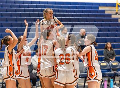 Thumbnail 3 in Babylon vs Mattituck (NYSPHSAA. Section XI Class B Championship) photogallery.