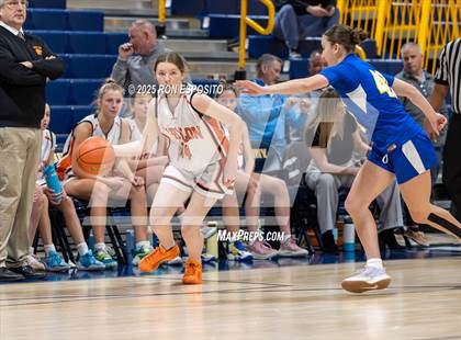 Thumbnail 3 in Babylon vs Mattituck (NYSPHSAA. Section XI Class B Championship) photogallery.