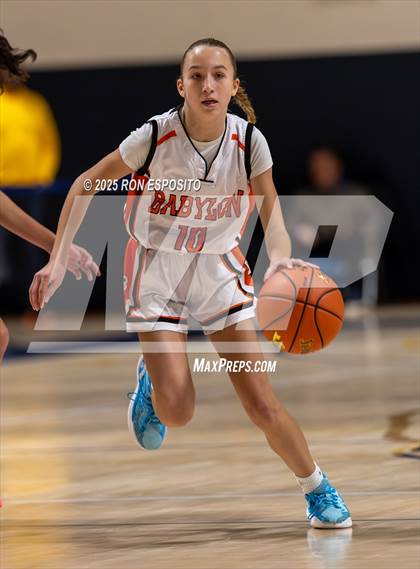 Thumbnail 3 in Babylon vs Mattituck (NYSPHSAA. Section XI Class B Championship) photogallery.