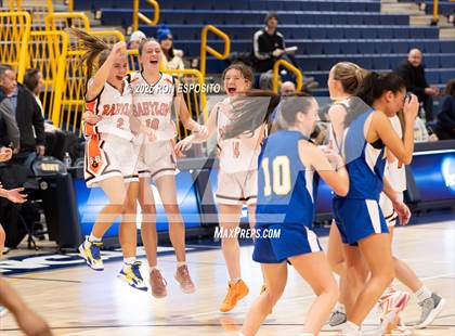 Thumbnail 3 in Babylon vs Mattituck (NYSPHSAA. Section XI Class B Championship) photogallery.