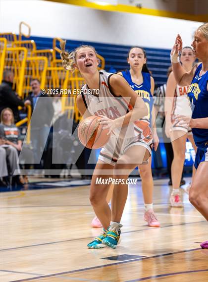 Thumbnail 1 in Babylon vs Mattituck (NYSPHSAA. Section XI Class B Championship) photogallery.