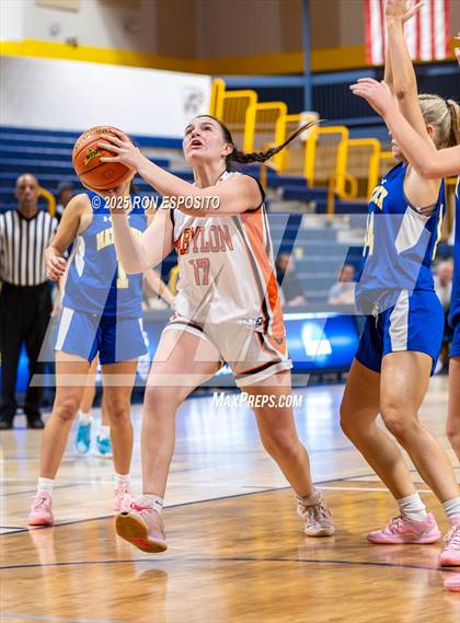 Thumbnail 3 in Babylon vs Mattituck (NYSPHSAA. Section XI Class B Championship) photogallery.