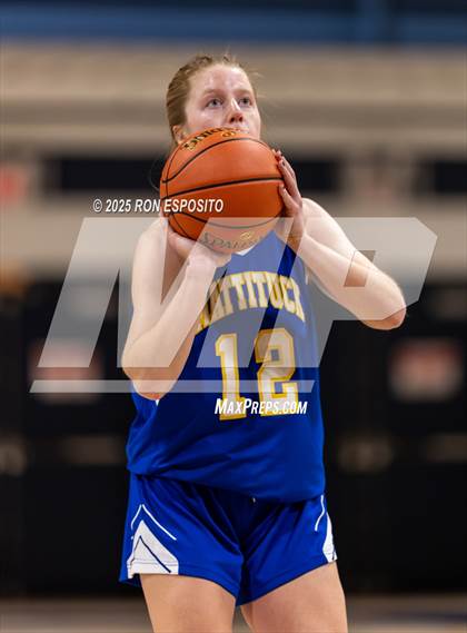 Thumbnail 3 in Babylon vs Mattituck (NYSPHSAA. Section XI Class B Championship) photogallery.