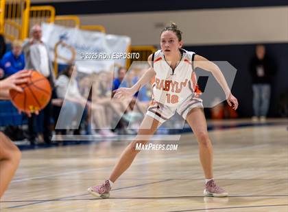 Thumbnail 1 in Babylon vs Mattituck (NYSPHSAA. Section XI Class B Championship) photogallery.