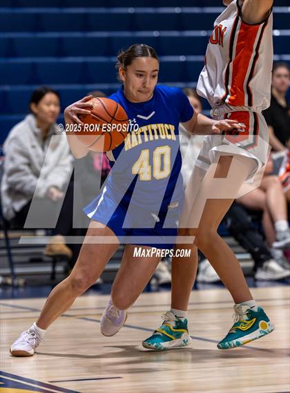 Thumbnail 1 in Babylon vs Mattituck (NYSPHSAA. Section XI Class B Championship) photogallery.