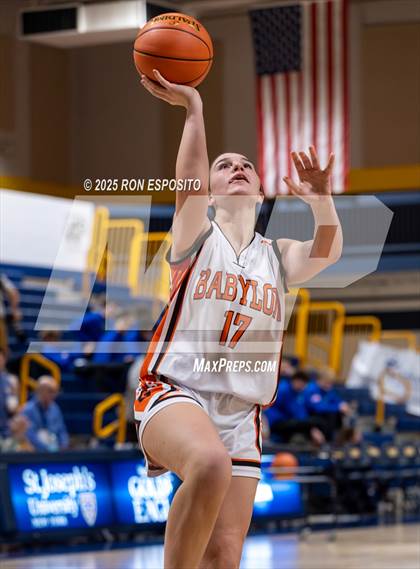 Thumbnail 3 in Babylon vs Mattituck (NYSPHSAA. Section XI Class B Championship) photogallery.
