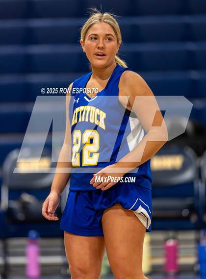 Thumbnail 3 in Babylon vs Mattituck (NYSPHSAA. Section XI Class B Championship) photogallery.