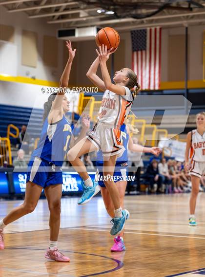 Thumbnail 2 in Babylon vs Mattituck (NYSPHSAA. Section XI Class B Championship) photogallery.
