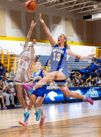 Thumbnail 3 in Babylon vs Mattituck (NYSPHSAA. Section XI Class B Championship) photogallery.