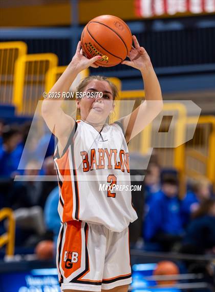 Thumbnail 1 in Babylon vs Mattituck (NYSPHSAA. Section XI Class B Championship) photogallery.