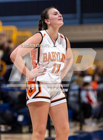Thumbnail 3 in Babylon vs Mattituck (NYSPHSAA. Section XI Class B Championship) photogallery.