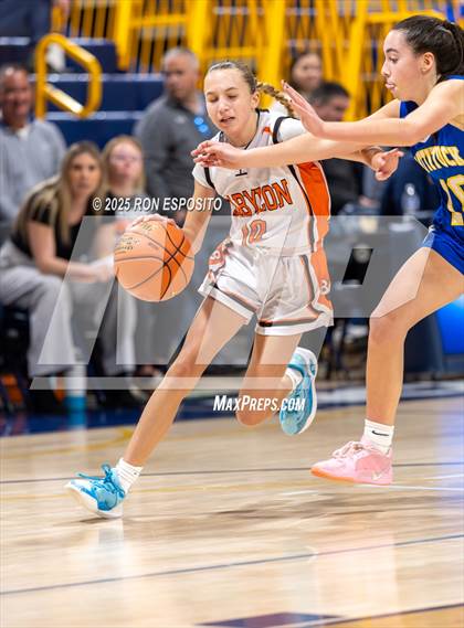 Thumbnail 2 in Babylon vs Mattituck (NYSPHSAA. Section XI Class B Championship) photogallery.