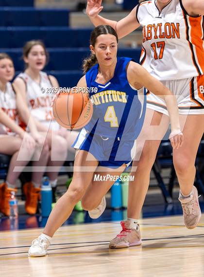 Thumbnail 1 in Babylon vs Mattituck (NYSPHSAA. Section XI Class B Championship) photogallery.