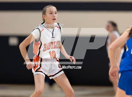 Thumbnail 3 in Babylon vs Mattituck (NYSPHSAA. Section XI Class B Championship) photogallery.