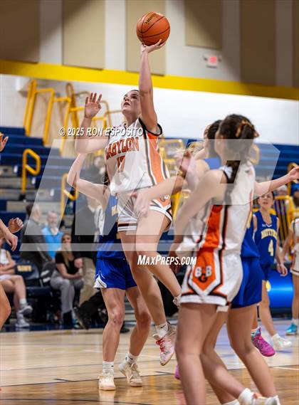 Thumbnail 2 in Babylon vs Mattituck (NYSPHSAA. Section XI Class B Championship) photogallery.