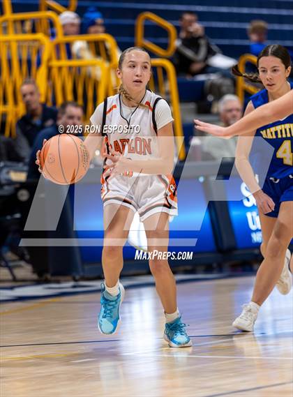 Thumbnail 3 in Babylon vs Mattituck (NYSPHSAA. Section XI Class B Championship) photogallery.