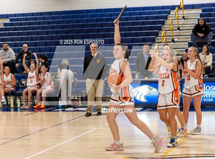 Thumbnail 3 in Babylon vs Mattituck (NYSPHSAA. Section XI Class B Championship) photogallery.