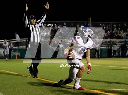 Thumbnail 3 in Folsom @ De La Salle (CIF State Northern Regional D1-AA Final) photogallery.