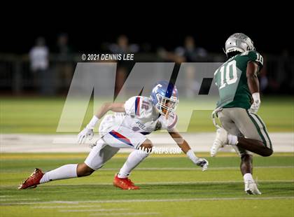 Thumbnail 2 in Folsom @ De La Salle (CIF State Northern Regional D1-AA Final) photogallery.