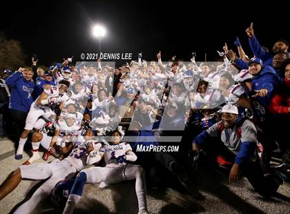 Thumbnail 3 in Folsom @ De La Salle (CIF State Northern Regional D1-AA Final) photogallery.