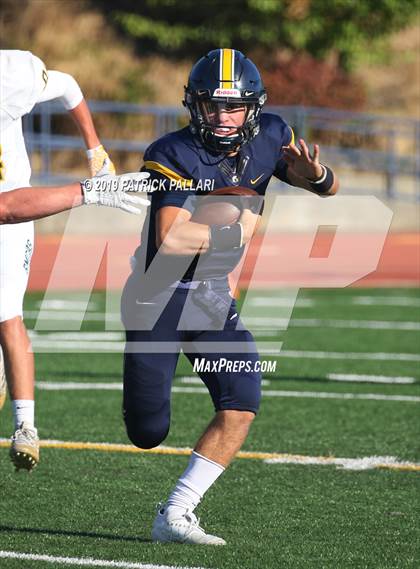 Thumbnail 3 in JV: Bishop Manogue @ Oak Ridge photogallery.