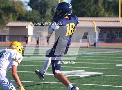 Thumbnail 1 in JV: Bishop Manogue @ Oak Ridge photogallery.