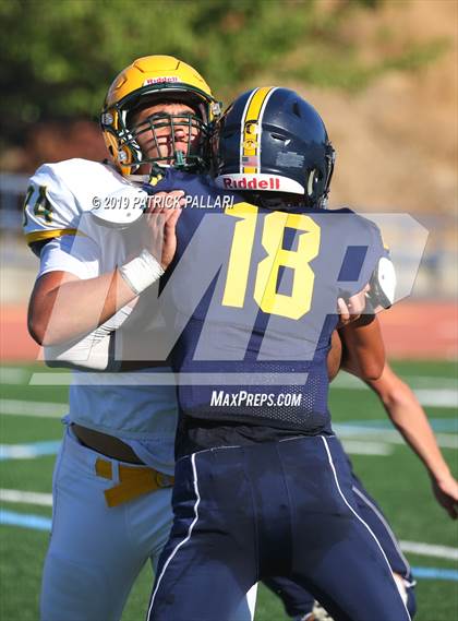 Thumbnail 3 in JV: Bishop Manogue @ Oak Ridge photogallery.